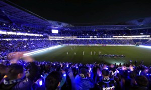 2016Äê3ÔÂ17ÈÕ£¬Ì½·ÃÑǹڱÈÈüµØ´óÚæ¸Ö°Íħ¹íÖ÷³¡ ×ãÇò±¦±´ÈÈÎèÒý±¬È«³¡¡£