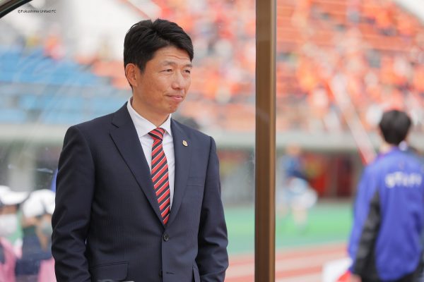 FC今治が服部年宏氏の来季監督就任を発表　「チームの勝利の為に全力を尽くしていきたいと思っております」