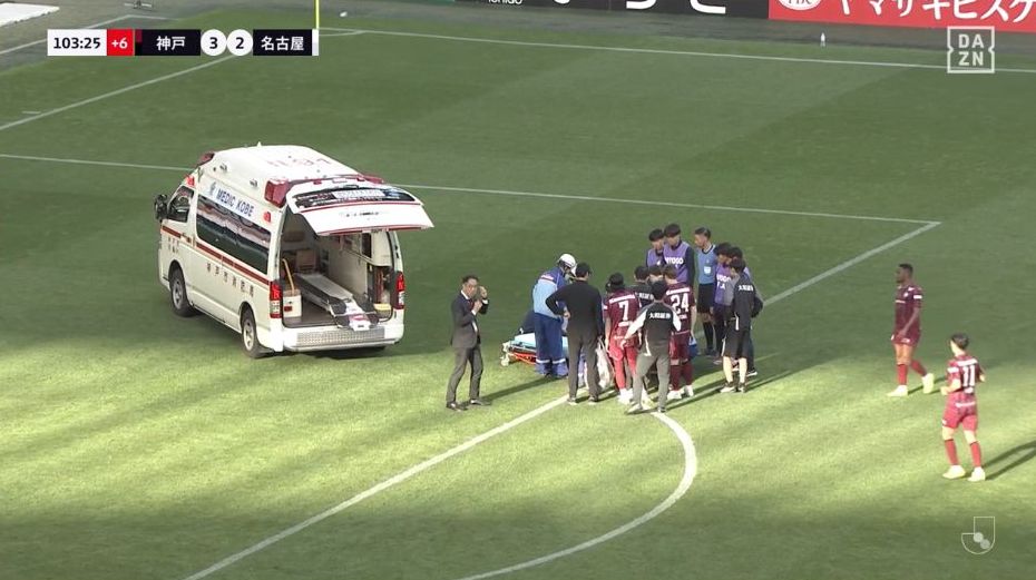 ヴィッセル神戸、頭部を負傷したGK前川黛也とDFマテウス・トゥーレルの状態を報告 「両選手とも意識はあり、命に別状はありません」