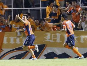 P20110911ehime-ns300